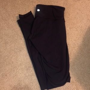 Lululemon maroon full length wunder under leggings